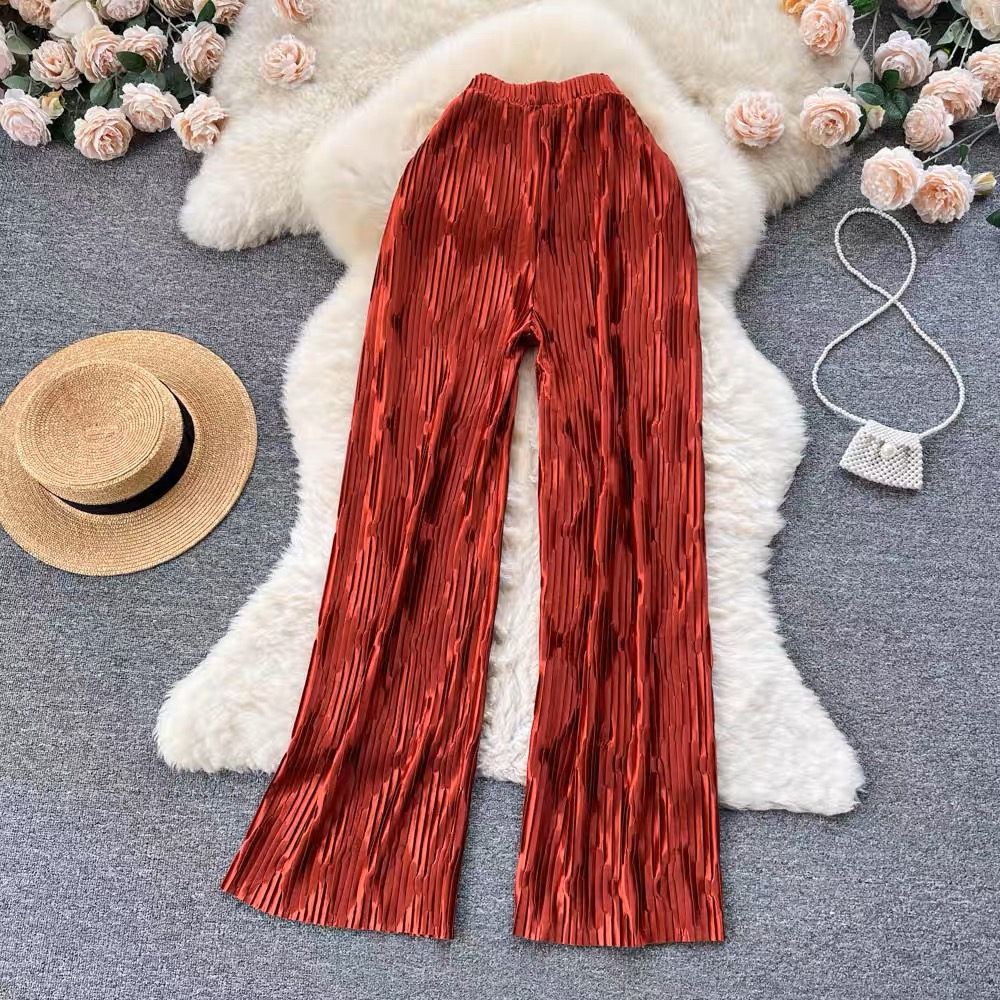 La representing trousers CP17 images